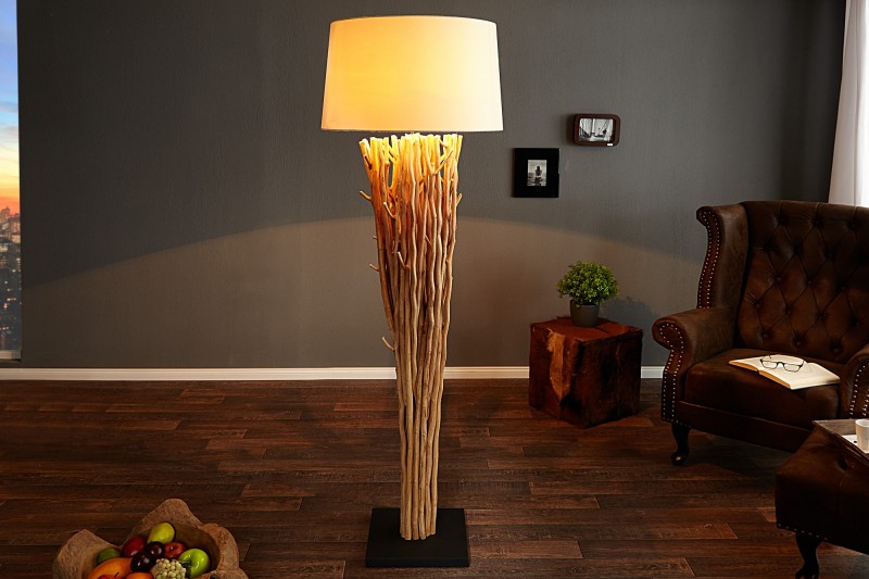 Lampadaire design 175 cm en bois flotté coloris blanc