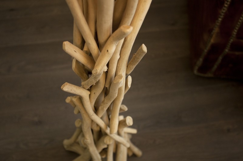 Lampadaire de 155 cm en bois flotté  coloris beige