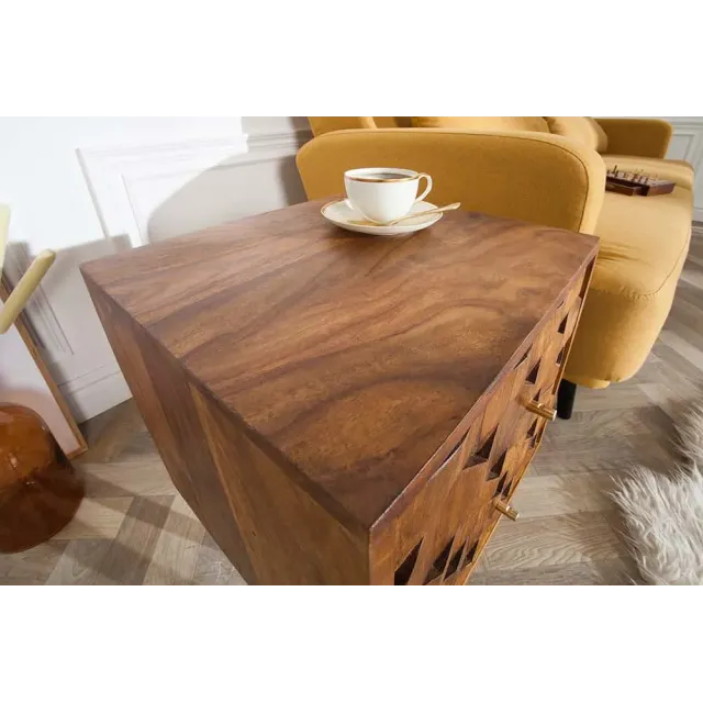 Table d’appoint / chevet en bois massif Sheesham MYSTIC LIVING – 60 cm, finition stone avec surface 3D artisanale