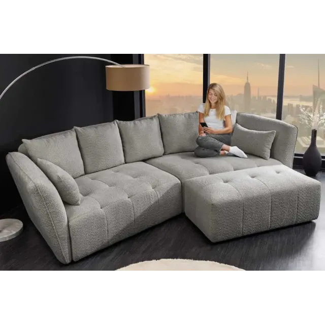 Canapé XXL ROYAL 295 cm gris en tissu bouclé – Grand canapé moderne avec assise à ressorts & 7 coussins inclus