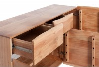 Bahut contemporain de couleur naturelle en bois massif à 3 portes et 2 tiroirs