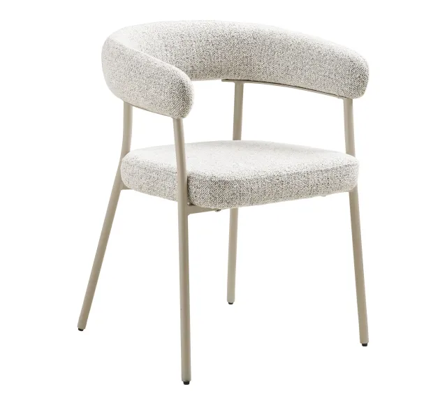 Pack ambiance contemporaine – Table travertin sable, chaises tissu & accessoires déco