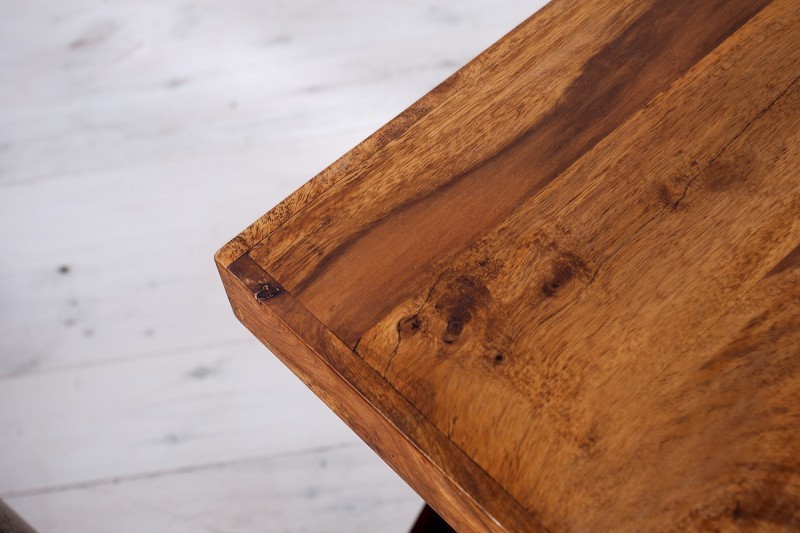 Table d'appoint design Z en bois massif