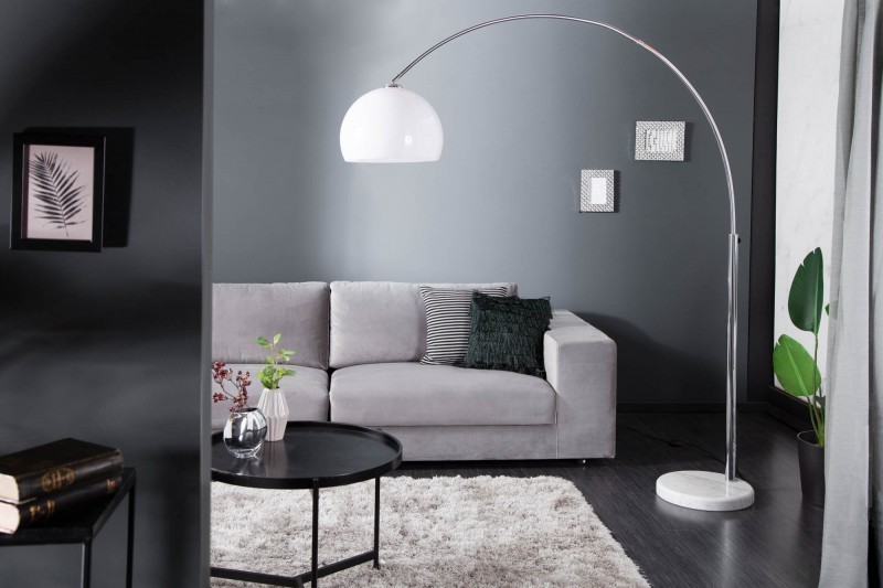 Lampadaire extensible 175-205cm coloris blanc